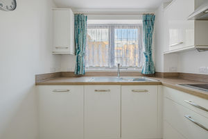 Kitchen- click for photo gallery